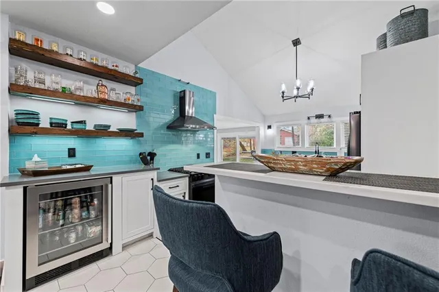 $314,000 | 401 Southwest 18 Street, Blue Springs, MO 64015