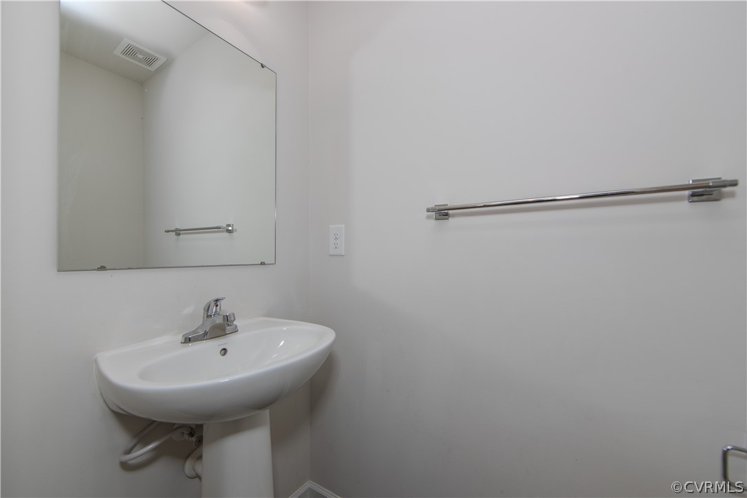 8000 Oxer Road North Chesterfield, VA 23235 - Photo 12 of 31 Gallery Image 12