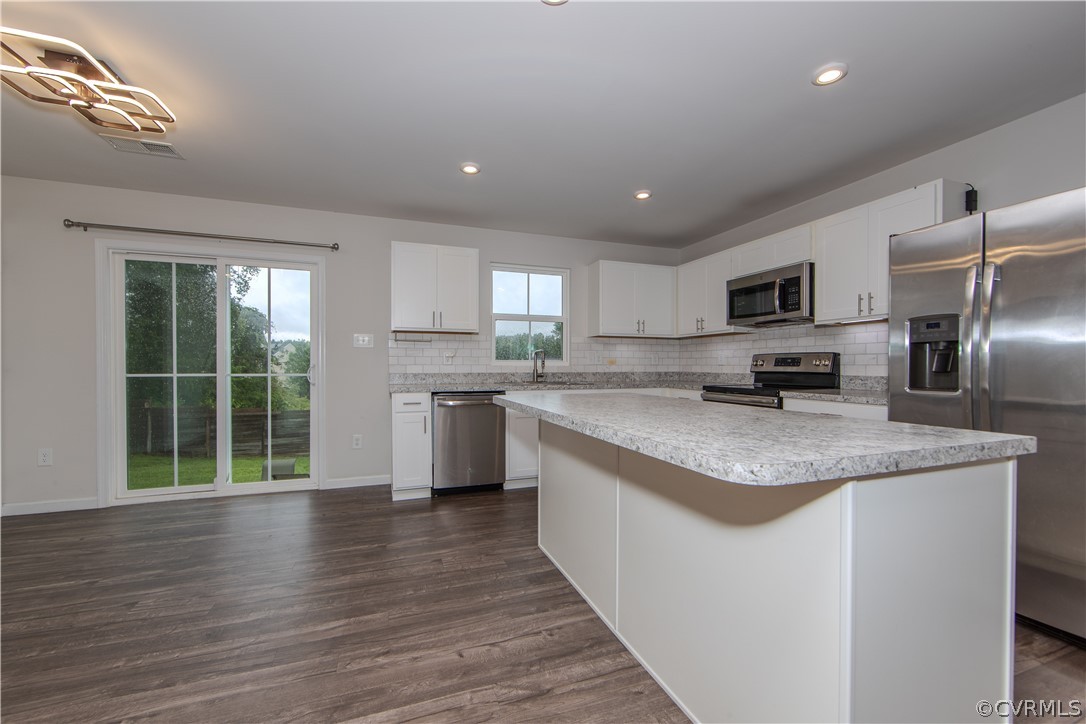 8000 Oxer Road North Chesterfield, VA 23235 - Photo 8 of 31 Gallery Image 8