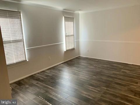 2 Wilcox Court Silver Spring, MD 20906 - Photo 7 of 17 Living Room