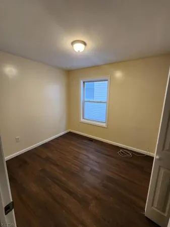 $2,500 | 144 Warren Street, Paterson, NJ 07524