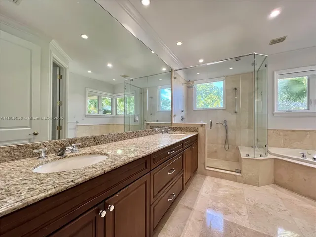 a view of room with furniture and ceiling fan