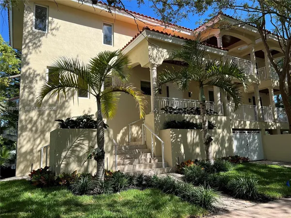$18,950 | 573 Satinwood Drive, Key Biscayne, FL 33149