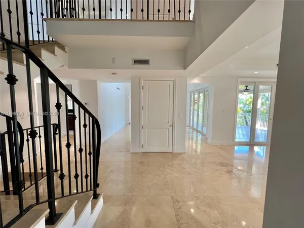 $18,950 | 573 Satinwood Drive, Key Biscayne, FL 33149