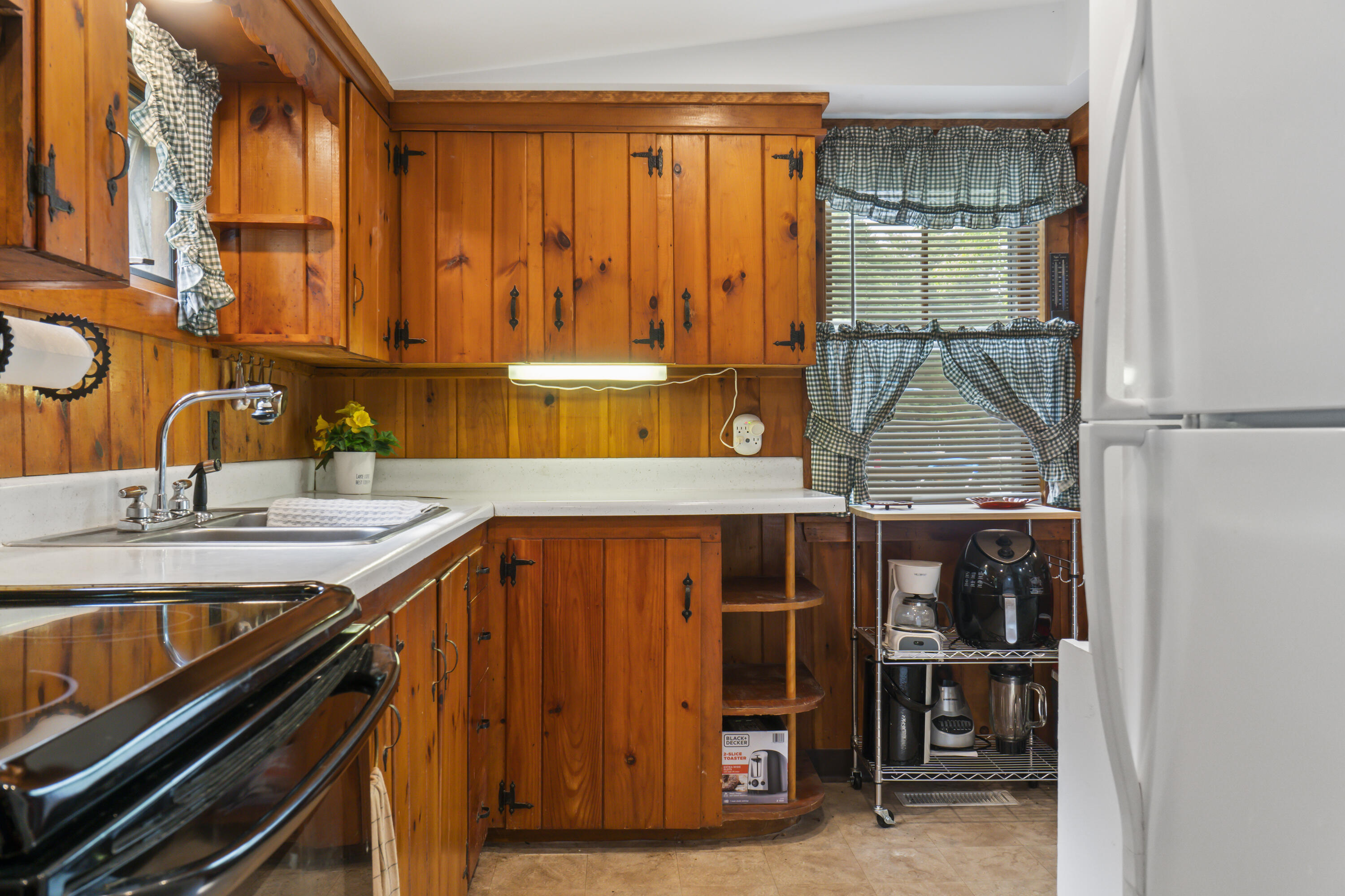 6 Plummer Drive Raymond, ME 04071 - Photo 11 of 47 Kitchen