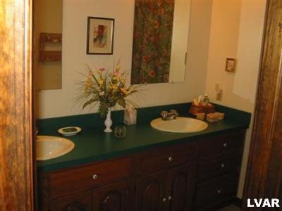 4918 Steuben Road Nazareth, PA 18064 - Photo 12 of 12 Gallery Image 12