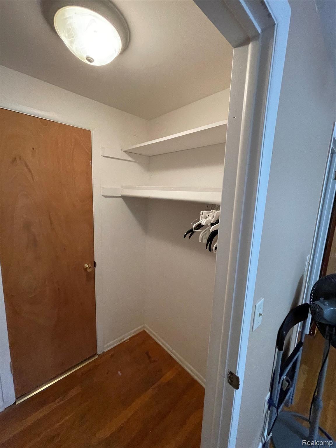 4310 15 Mile Road Sterling Heights, MI 48310 - Photo 23 of 49 3E897BE3-E01B-42CD-A14A-5E6A90F6A358.jpeg