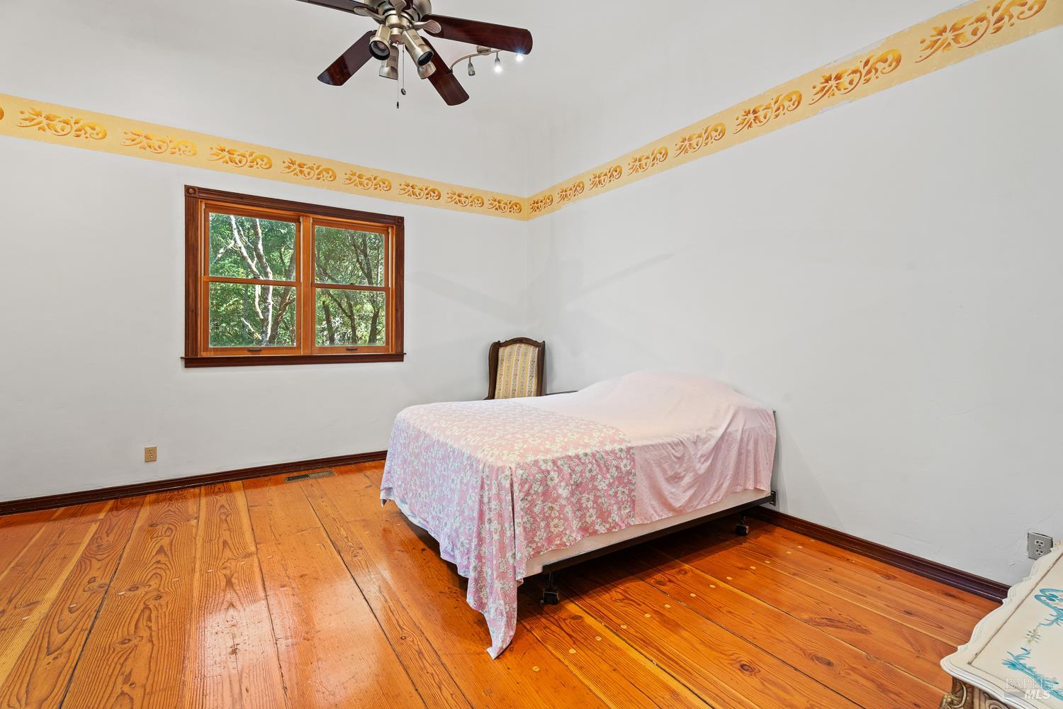 19020 Gschwend Road Philo, CA 95466 - Photo 14 of 31 Gallery Image 14