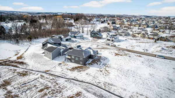 $670,000 | 6128 Cody Lane Northwest, Rochester, MN 55901