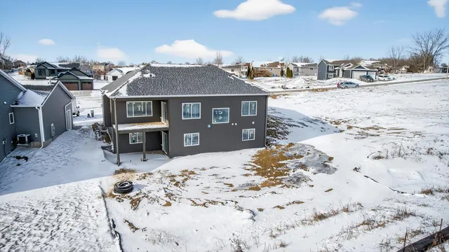 $670,000 | 6128 Cody Lane Northwest, Rochester, MN 55901
