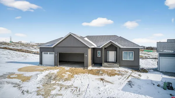 $670,000 | 6128 Cody Lane Northwest, Rochester, MN 55901