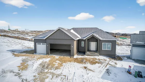 $670,000 | 6128 Cody Lane Northwest, Rochester, MN 55901