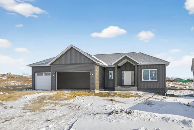 $670,000 | 6128 Cody Lane Northwest, Rochester, MN 55901