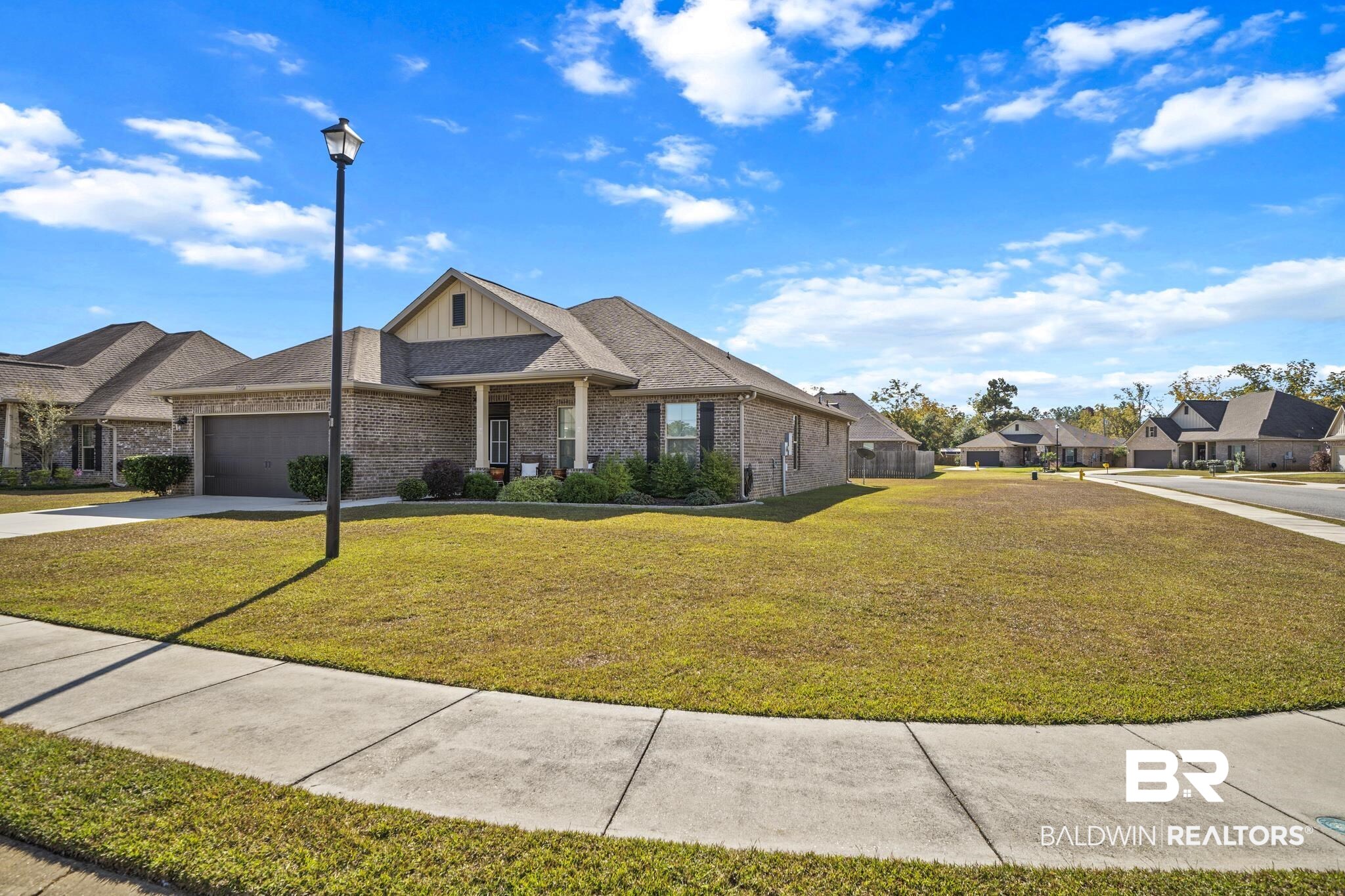 11516 Whitaker Avenue Daphne, AL 36527 - Photo 3 of 31