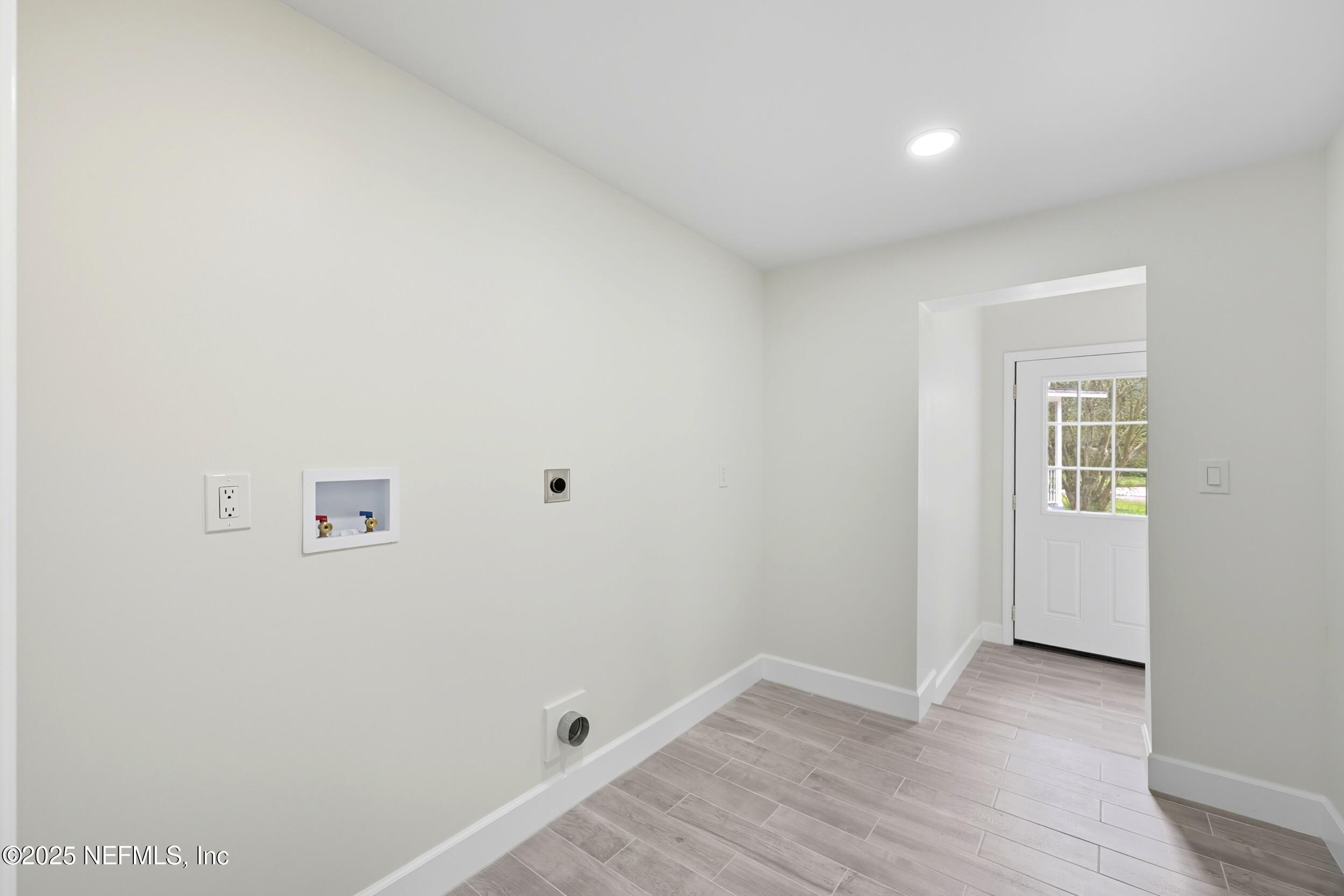 5747 Bree Road Jacksonville, FL 32209 - Photo 16 of 43 the real estateographers_016