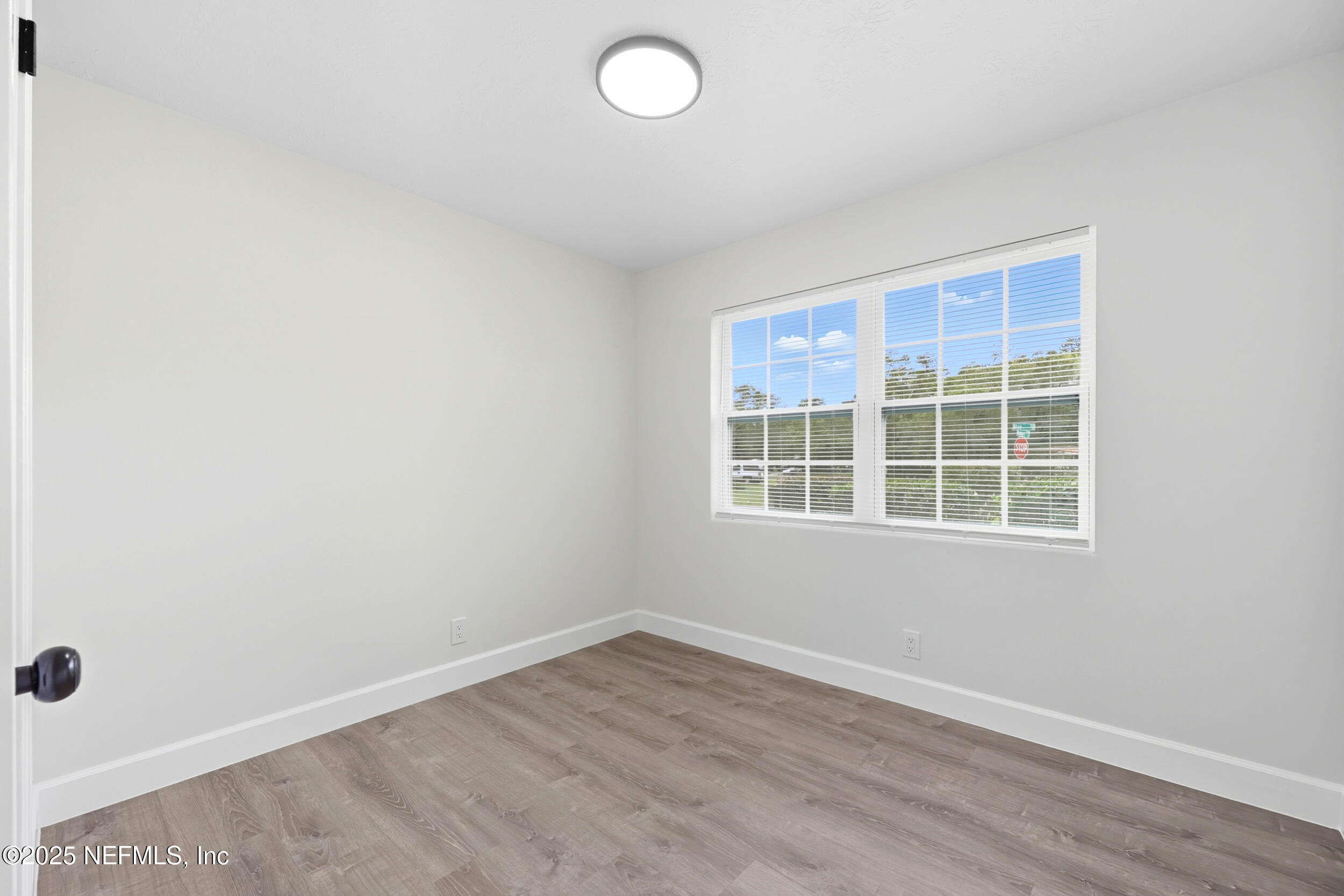 5747 Bree Road Jacksonville, FL 32209 - Photo 29 of 43 the real estateographers_029