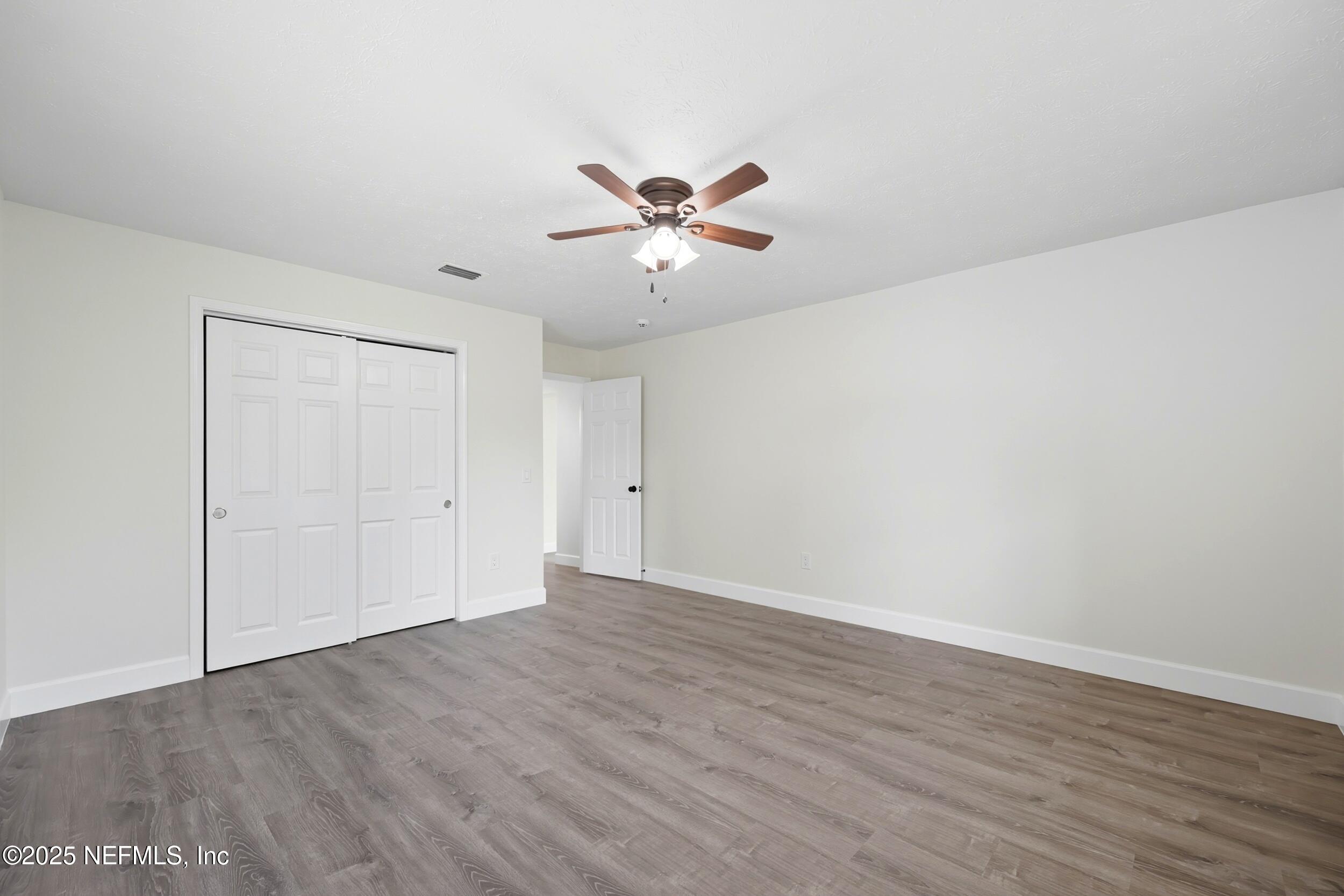 5747 Bree Road Jacksonville, FL 32209 - Photo 38 of 43 the real estateographers_038