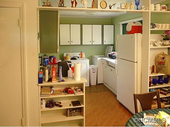 1577 Alexander Road Leicester, NC 28748 - Photo 7 of 11 Gallery Image 7