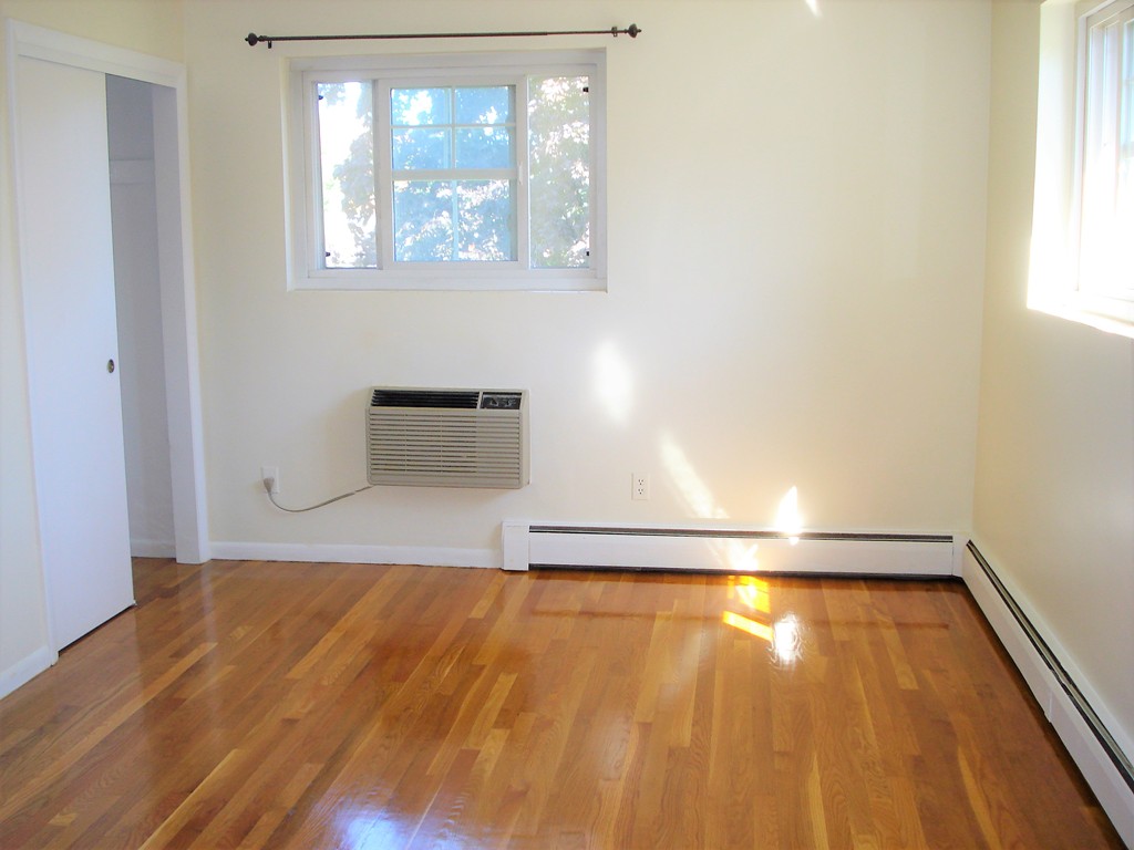 100 Emerson Gardens Road, Unit 100 Lexington, MA 02420 - Photo 6 of 17 Gallery Image 6