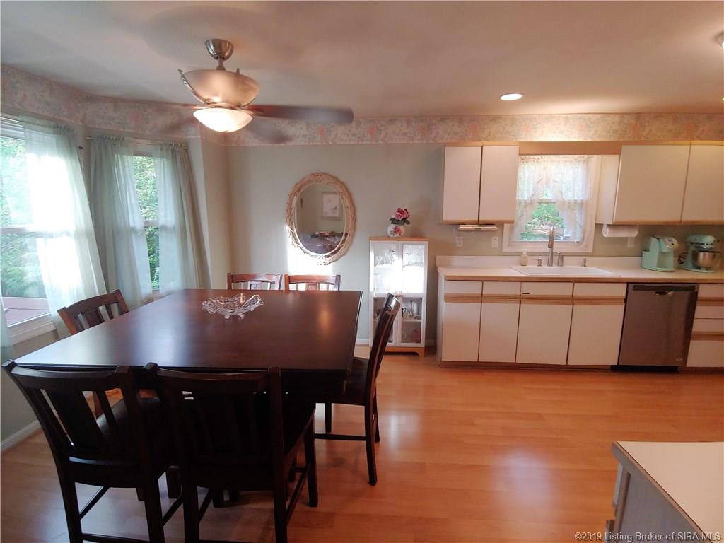 6008 Springcrest Drive Georgetown, IN 47122 - Photo 8 of 38