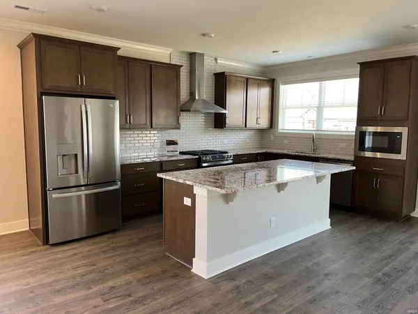 $2,600 | 6956 Barlow Court, Newburgh, IN 47630
