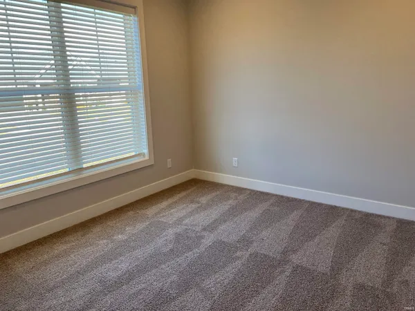 $2,600 | 6956 Barlow Court, Newburgh, IN 47630