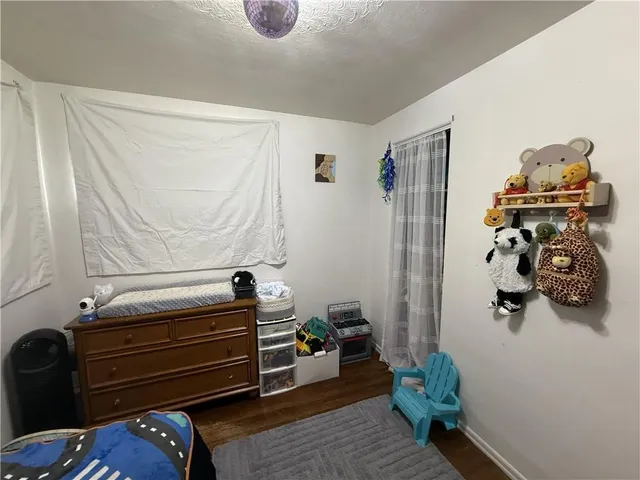 $185,000 | 3550 South Park Road, Bethel Park, PA 15102