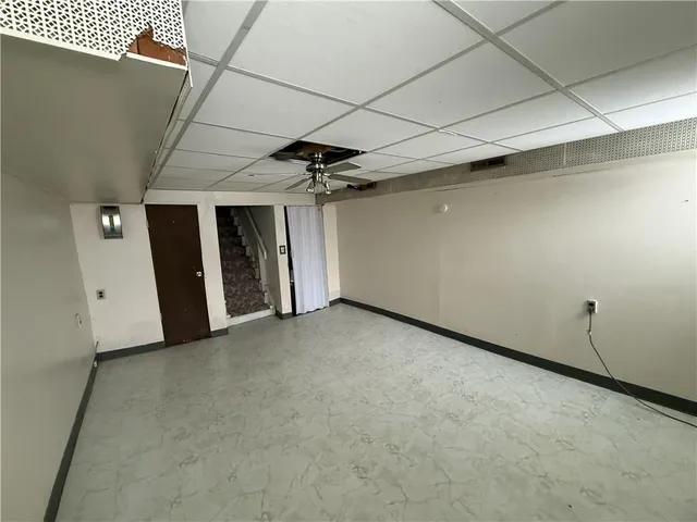 $185,000 | 3550 South Park Road, Bethel Park, PA 15102