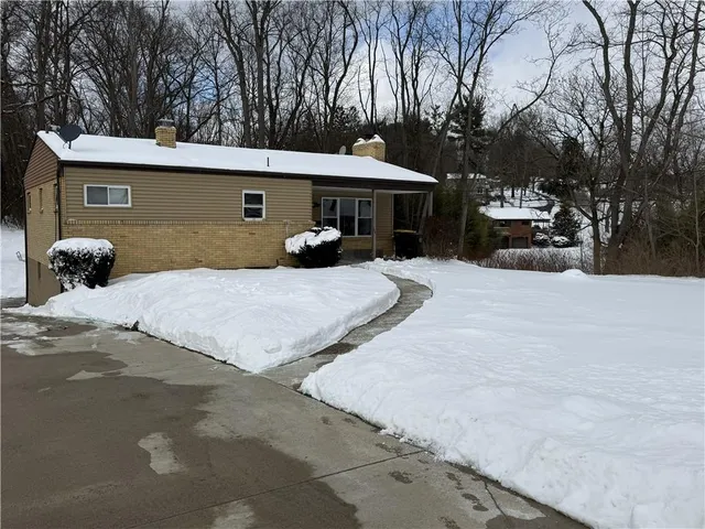 $185,000 | 3550 South Park Road, Bethel Park, PA 15102