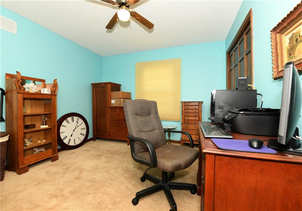 8229 Forward Pass Road Indianapolis, IN 46217 - Photo 18 of 30 Gallery Image 18