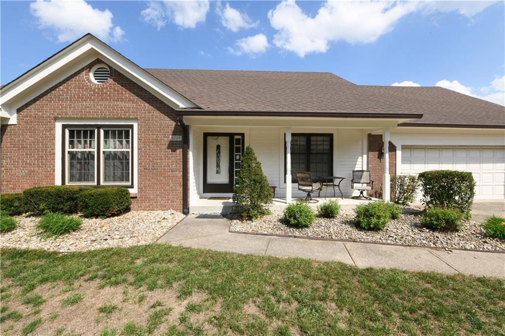 8229 Forward Pass Road Indianapolis, IN 46217 - Photo 3 of 30 Gallery Image 3