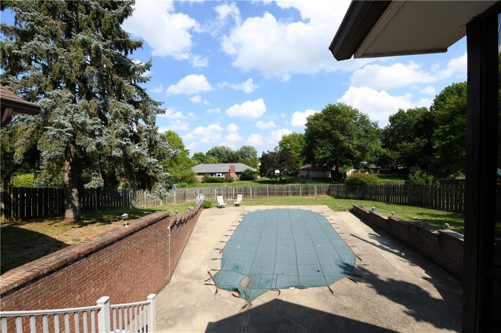 8229 Forward Pass Road Indianapolis, IN 46217 - Photo 30 of 30 Gallery Image 30