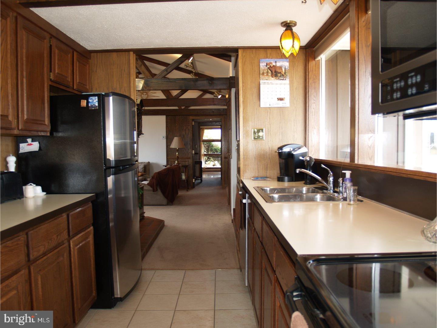 2435 Treichler Road Palm, PA 18070 - Photo 9 of 25 Gallery Image 9