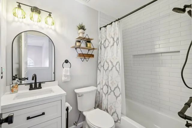 $399,900 | 5402 Woodbreeze Drive, North Charleston, SC 29420