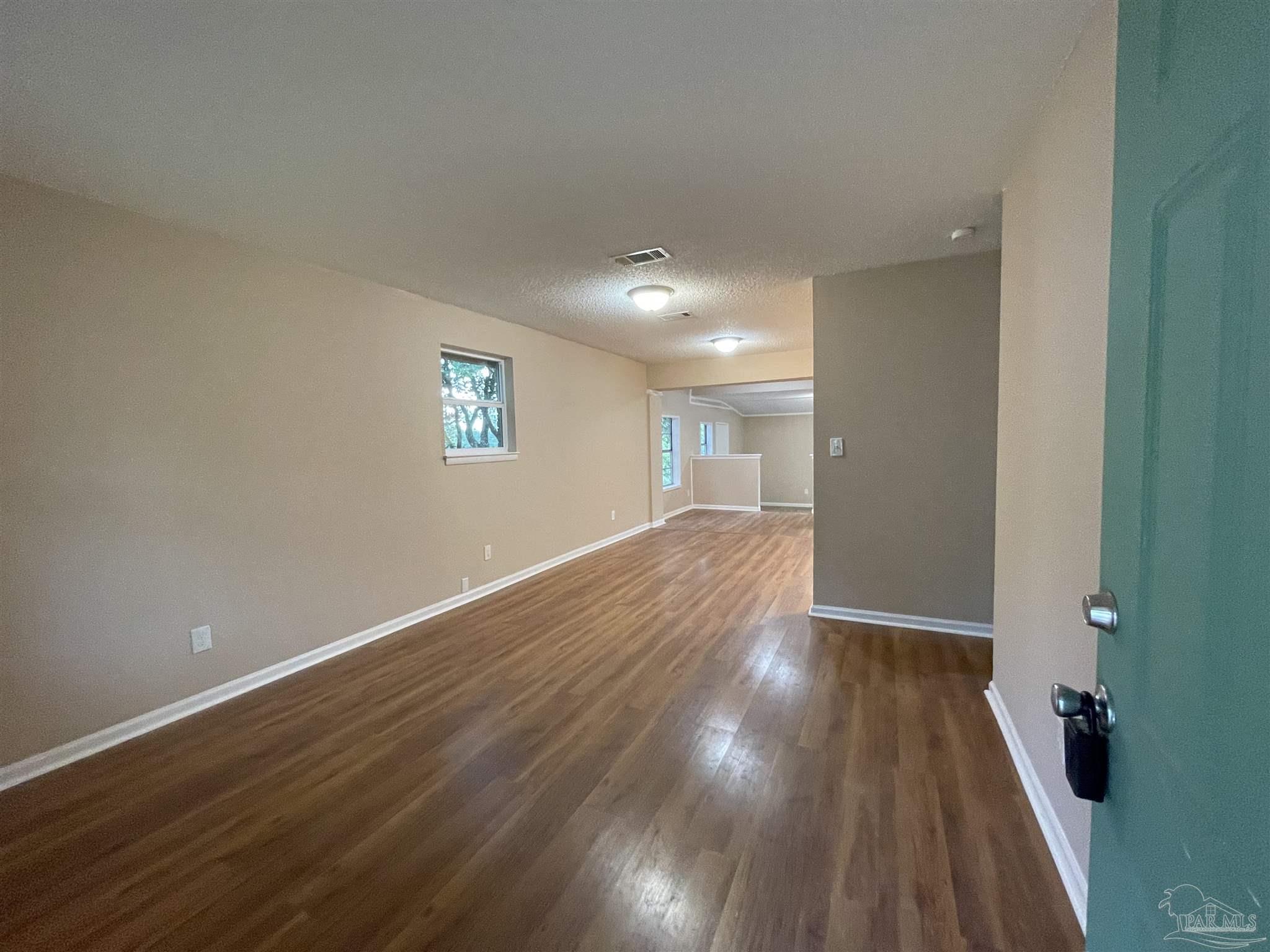 6985 Oakcliff Road Pensacola, FL 32526 - Photo 18 of 32 Gallery Image 18