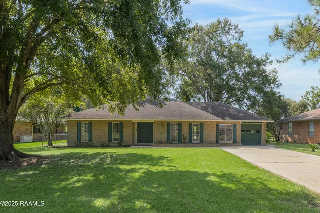 $249,000 | 408 Estate New Iberia La, New Iberia, LA 70563