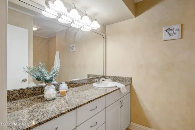 $249,000 | 408 Estate New Iberia La, New Iberia, LA 70563