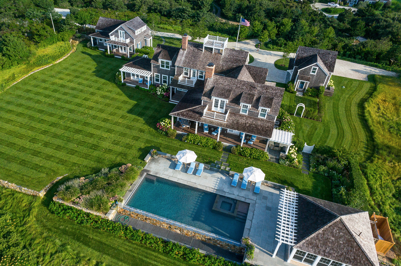 68 Pocomo Road Nantucket, MA 02554 - Photo 3 of 43 Gallery Image 3