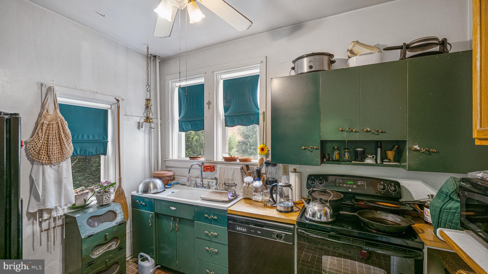 130 West 3rd Street Frederick, MD 21701 - Photo 20 of 52 KITCHEN
