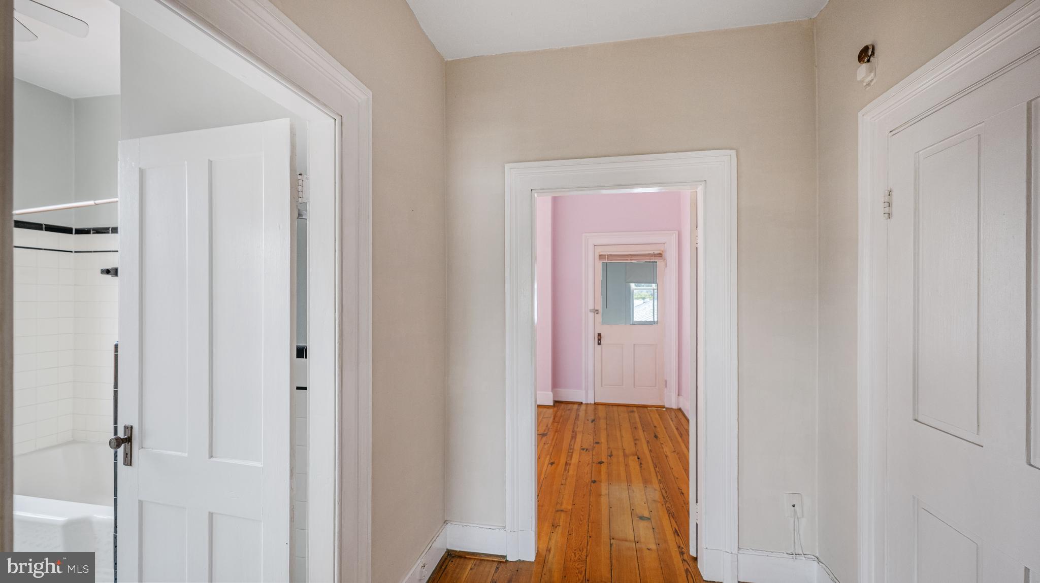 130 West 3rd Street Frederick, MD 21701 - Photo 29 of 52 3RD FLOOR UNIT FOYER