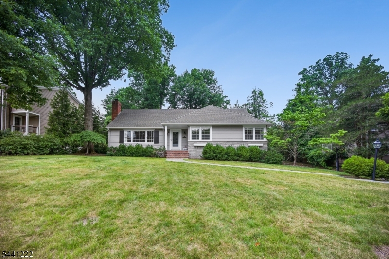 11 Wordsworth Road Short Hills, NJ 07078 - Photo 9 of 44