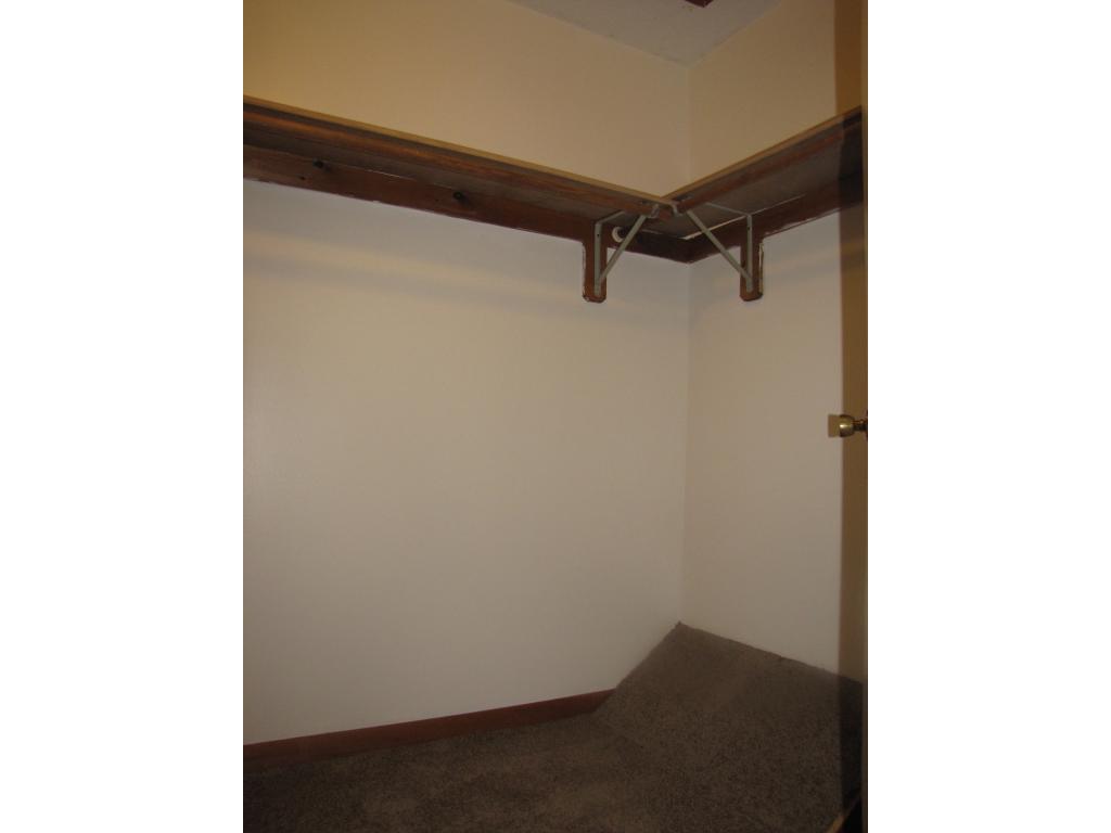 38 Scenic Drive, Unit R Derry, NH 03038 - Photo 8 of 18