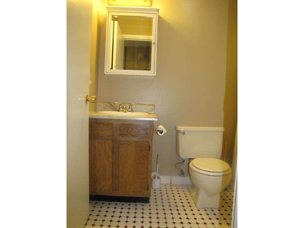 38 Scenic Drive, Unit R Derry, NH 03038 - Photo 10 of 18