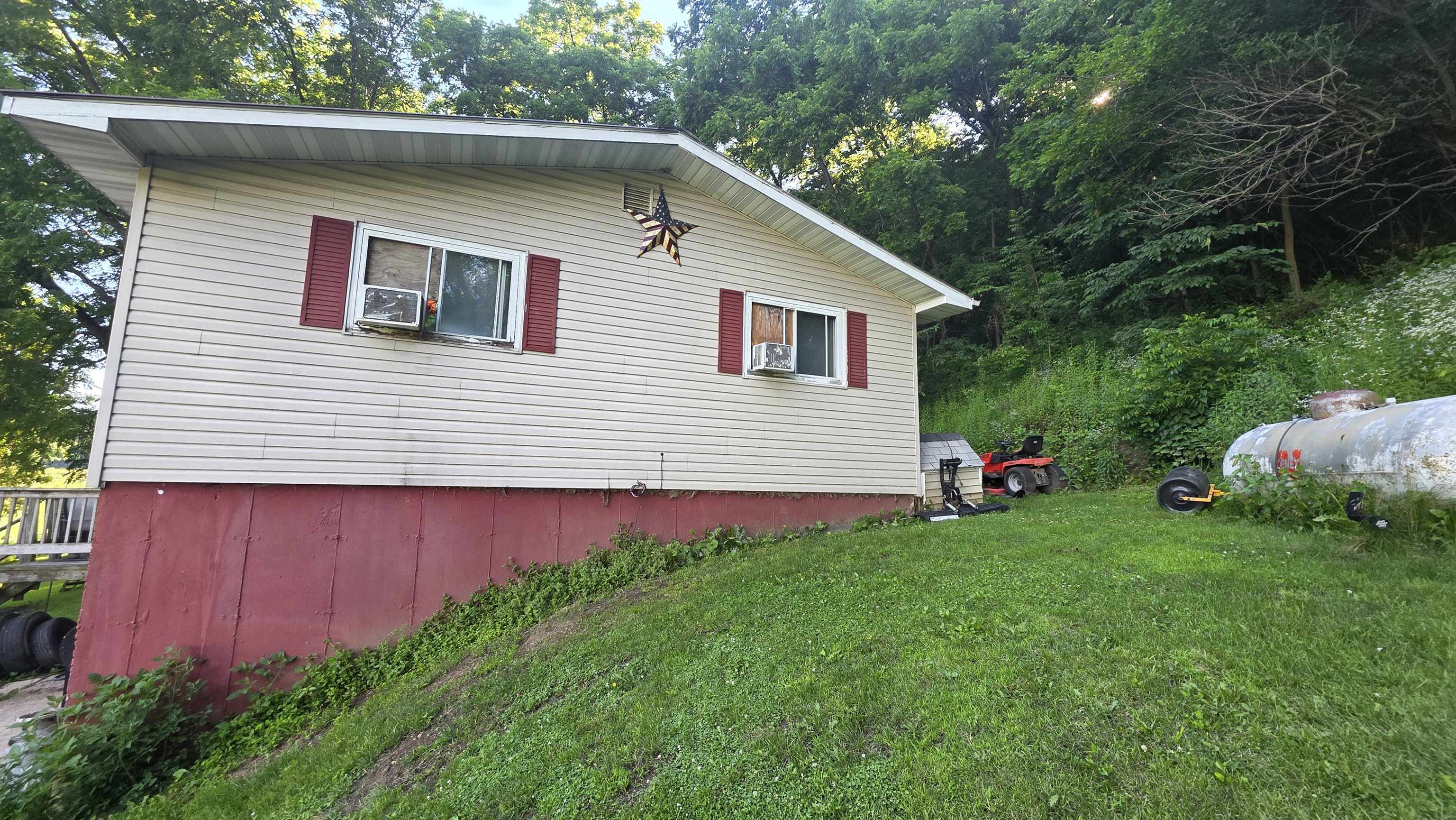 9866 Rattlesnake Road Cassville, WI 53806 - Photo 3 of 35