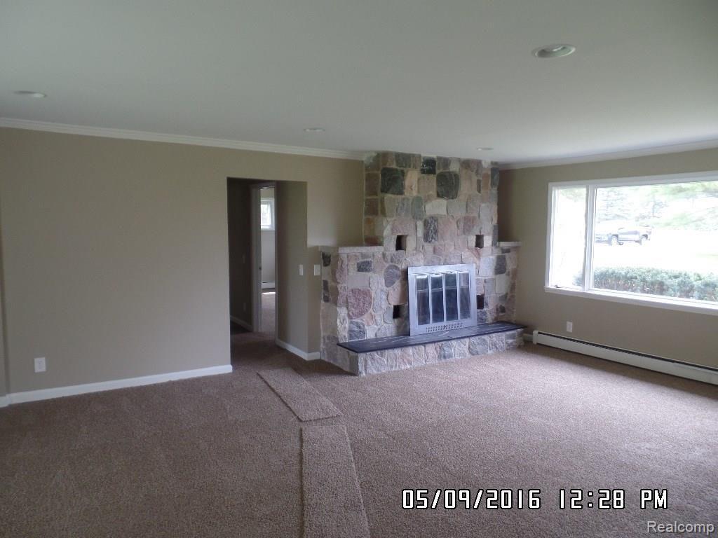 56870 Scheuer Road New Baltimore, MI 48051 - Photo 12 of 20 SAM_3403.JPG