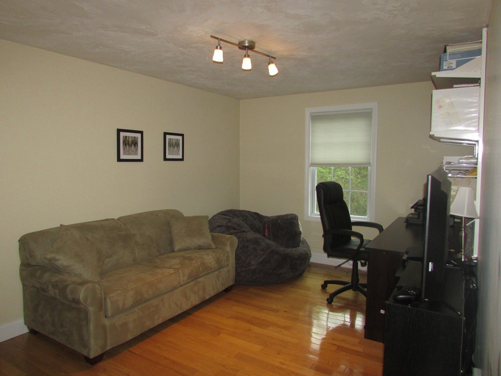 34 A Pine Hill Road Worcester, MA 01604 - Photo 17 of 30 Gallery Image 17