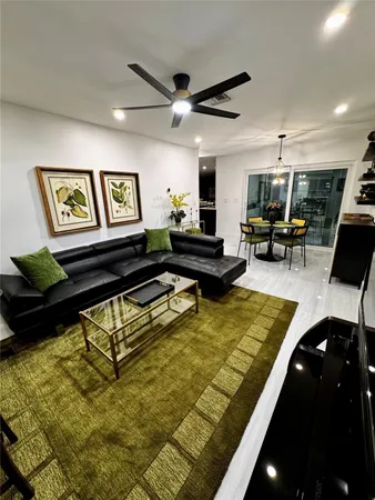 $4,500 | 4101 Northwest 10th Street, Coconut Creek, FL 33066