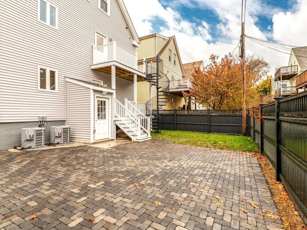 233 Willow Avenue, Unit 1 Somerville, MA 02144 - Photo 29 of 29