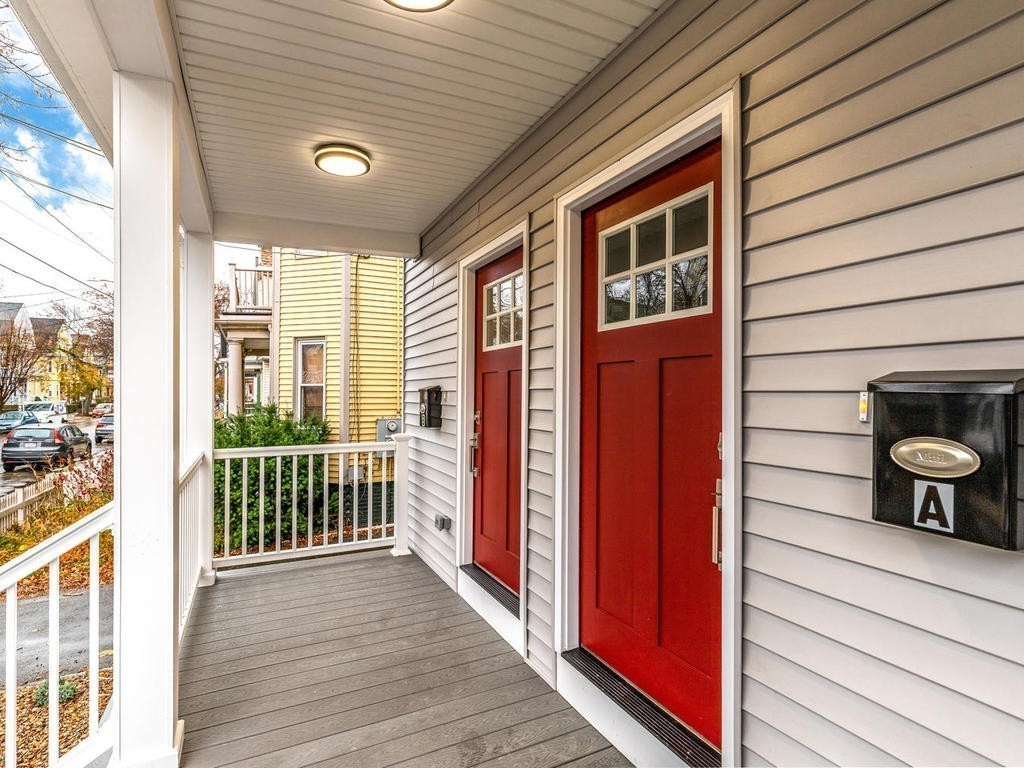 233 Willow Avenue, Unit 1 Somerville, MA 02144 - Photo 4 of 29