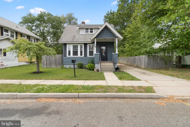 $169,900 | 294 Jefferson Street, Carneys Point, NJ 08069